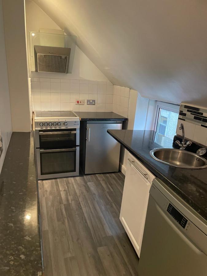 1 Bed Flat At Drum Street Единбург Екстер'єр фото